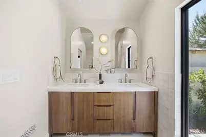 4221 Sunnyside Avenue, Los Angeles, CA 90066 - Photo 23