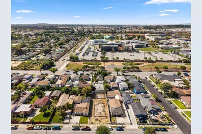 1114 E Glencoe, Compton, CA 90221 - Photo 7