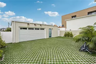 677 5th St, Hermosa Beach, CA 90254 - Photo 49