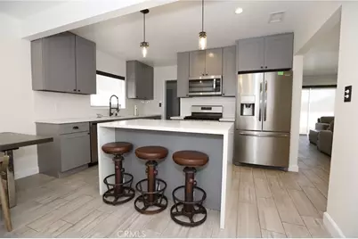 11925 Daleside Avenue, Hawthorne, CA 90250 - Photo 5
