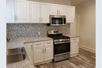 682 W 12th, San Pedro, CA 90731 - Photo 5