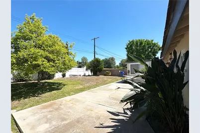 24113 Hartland, West Hills, CA 91307 - Photo 23