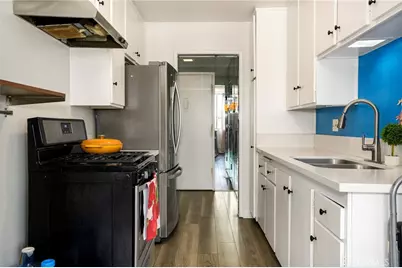 855 Victor Avenue #203, Inglewood, CA 90302 - Photo 9