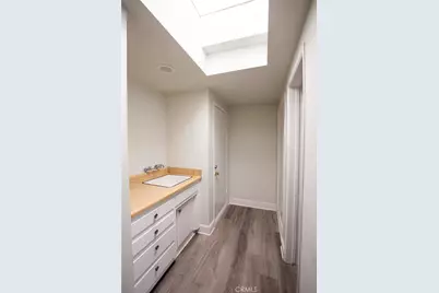 2424 Torrance Boulevard, Torrance, CA 90501 - Photo 19