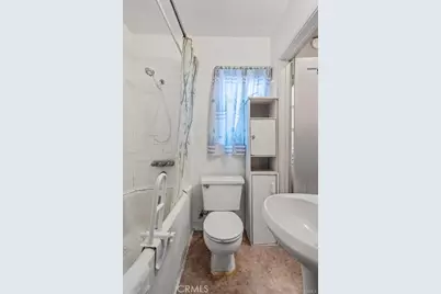 16903 Freeman, Lawndale, CA 90260 - Photo 35