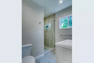 323 Culver Boulevard, Playa del Rey, CA 90293 - Photo 41