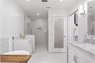 3642 Locust Ave, Long Beach, CA 90807 - Photo 17