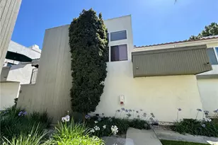 2336 Elden, Costa Mesa, CA 92627 - Photo 3