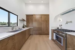 8140 Calabar Ave, Playa del Rey, CA 90293 - Photo 15