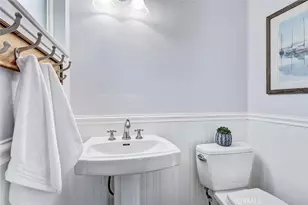 320 31st St, Manhattan Beach, CA 90266 - Photo 17