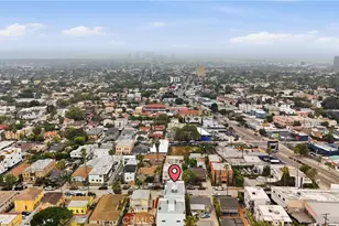 1430 S Cloverdale Ave, Los Angeles, CA 90019 - Photo 21