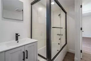 1228 S Dunsmuir, Los Angeles, CA 90019 - Photo 9