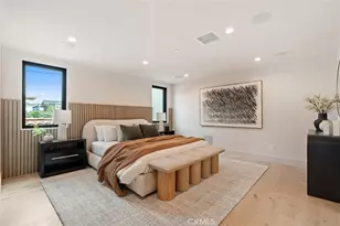 409 Crest Dr, Manhattan Beach, CA 90266 - Photo 23
