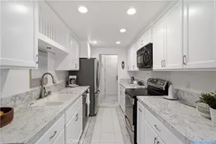836 S Bundy Dr, Los Angeles, CA 90049 - Photo 11