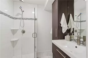 836 S Bundy Dr, Los Angeles, CA 90049 - Photo 25