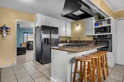1700 W Raymond Street, Compton, CA 90220 - Photo 5