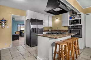 1700 W Raymond St, Compton, CA 90220 - Photo 5