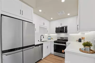 18090 Prairie Avenue #101, Torrance, CA 90504 - Photo 3