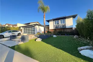 30564 Mainmast Dr, Agoura Hills, CA 91301 - Photo 17