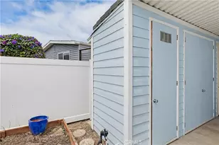 2275 W 25th Street, San Pedro, CA 90732 - Photo 39