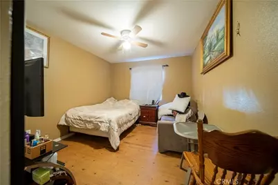 440 E 106th, Los Angeles, CA 90003 - Photo 17