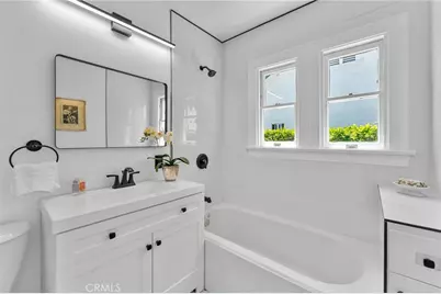 1106 S Victoria Avenue, Los Angeles, CA 90019 - Photo 35