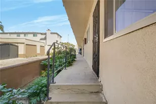 576 W 13th St, San Pedro, CA 90731 - Photo 5