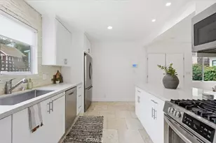 2448 Riverside Pl, Los Angeles, CA 90039 - Photo 17