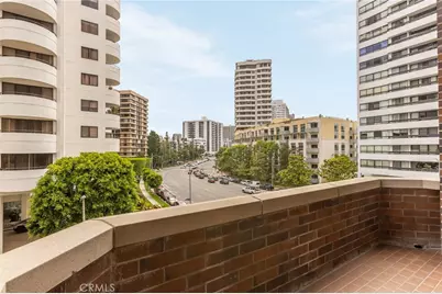 10550 Wilshire Boulevard #302, Los Angeles, CA 90024 - Photo 17