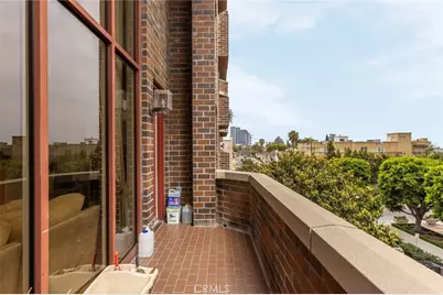 10550 Wilshire Boulevard #302, Los Angeles, CA 90024 - Photo 19