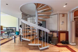 10550 Wilshire Blvd, Los Angeles, CA 90024 - Photo 7