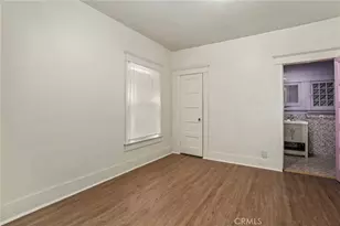 1037 W 46th St, Los Angeles, CA 90037 - Photo 19
