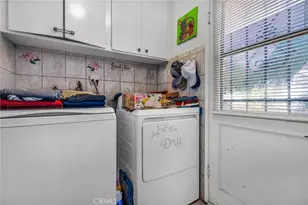 1215 W Mauretania St, Wilmington, CA 90744 - Photo 9