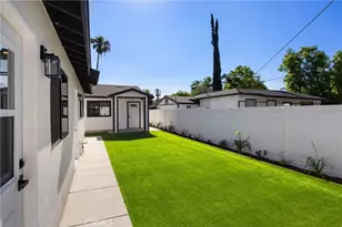 871 N Perris, San Bernardino, CA 92411 - Photo 11
