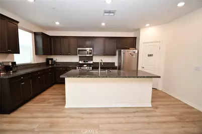 16696 Avanti Ln, Fontana, CA 92336 - Photo 13