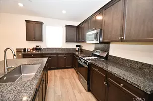 16696 Avanti Ln, Fontana, CA 92336 - Photo 9