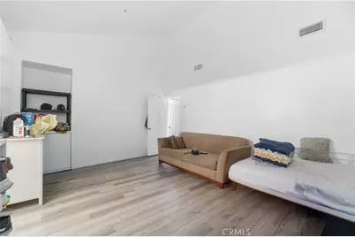 12120 Terra Bella, Pacoima, CA 91331 - Photo 23