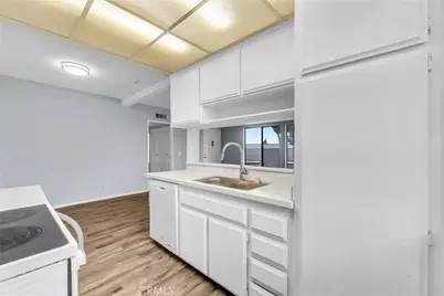 1735 E Washington Street #B28, Colton, CA 92324 - Photo 13