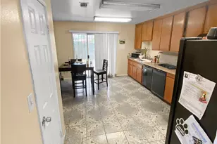 8118 Alameda, Downey, CA 90242 - Photo 25