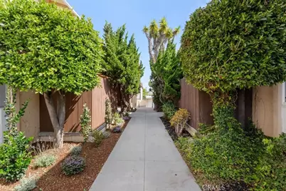 1923 Gates, Redondo Beach, CA 90278 - Photo 3