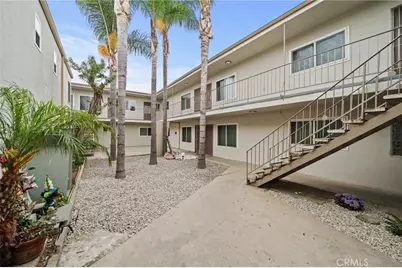 10720 Burin Avenue, Inglewood, CA 90304 - Photo 7