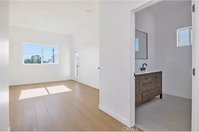 10905 Dalerose Avenue, Inglewood, CA 90304 - Photo 47