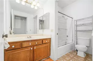 5135 Zelzah, Encino, CA 91316 - Photo 17