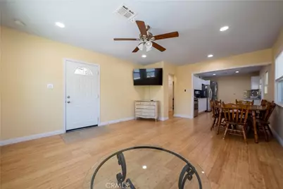 8017 Noble, Panorama City, CA 91402 - Photo 41