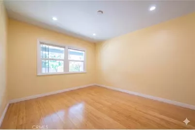 8017 Noble, Panorama City, CA 91402 - Photo 13