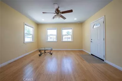 8017 Noble, Panorama City, CA 91402 - Photo 45