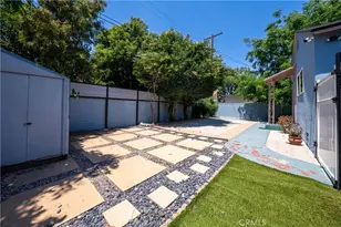 8017 Noble, Panorama City, CA 91402 - Photo 21