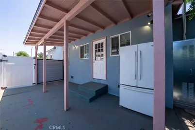 8017 Noble, Panorama City, CA 91402 - Photo 19