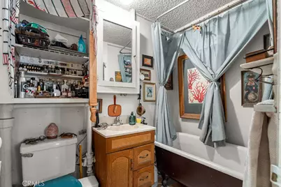 2200 W Burbank Boulevard, Burbank, CA 91506 - Photo 23