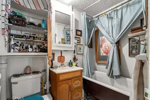 2200 W Burbank Blvd, Burbank, CA 91506 - Photo 23